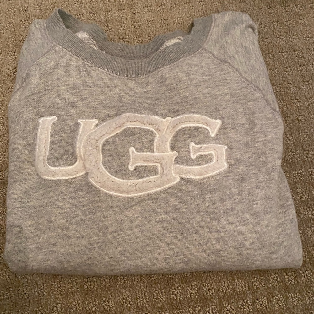 Women’s UGG pullover